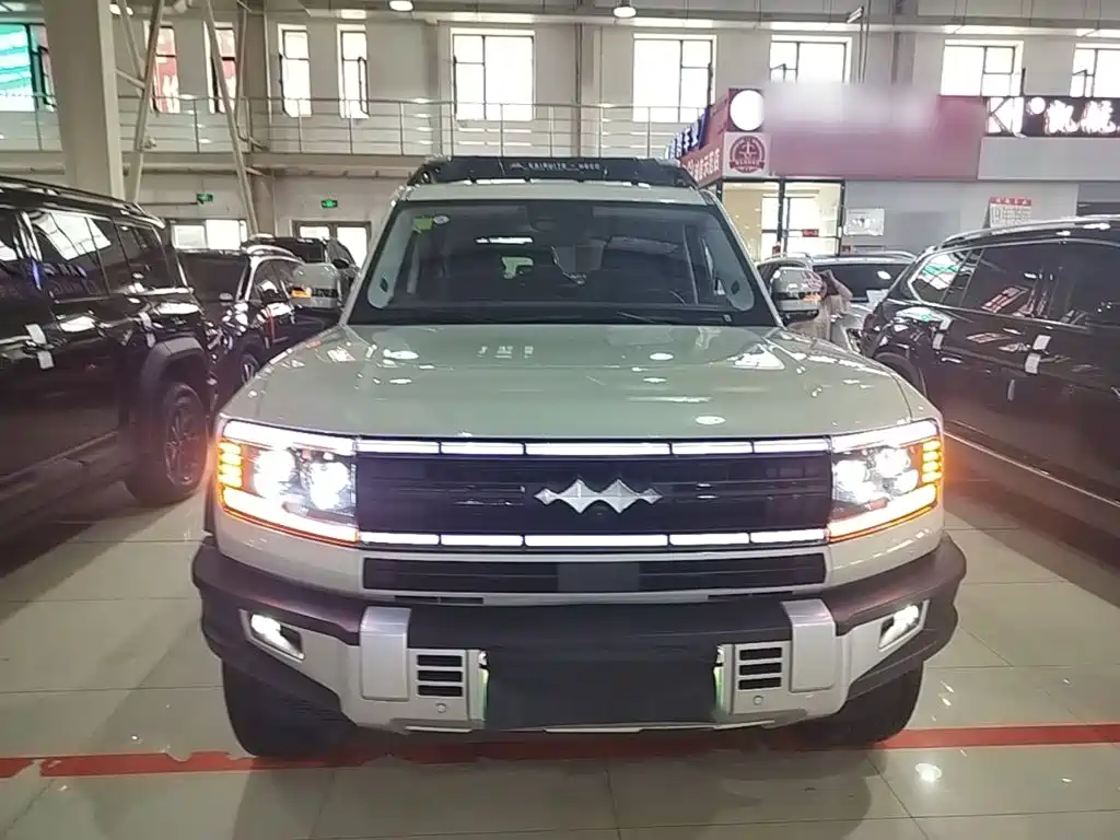 Leopard 5 Explorer
