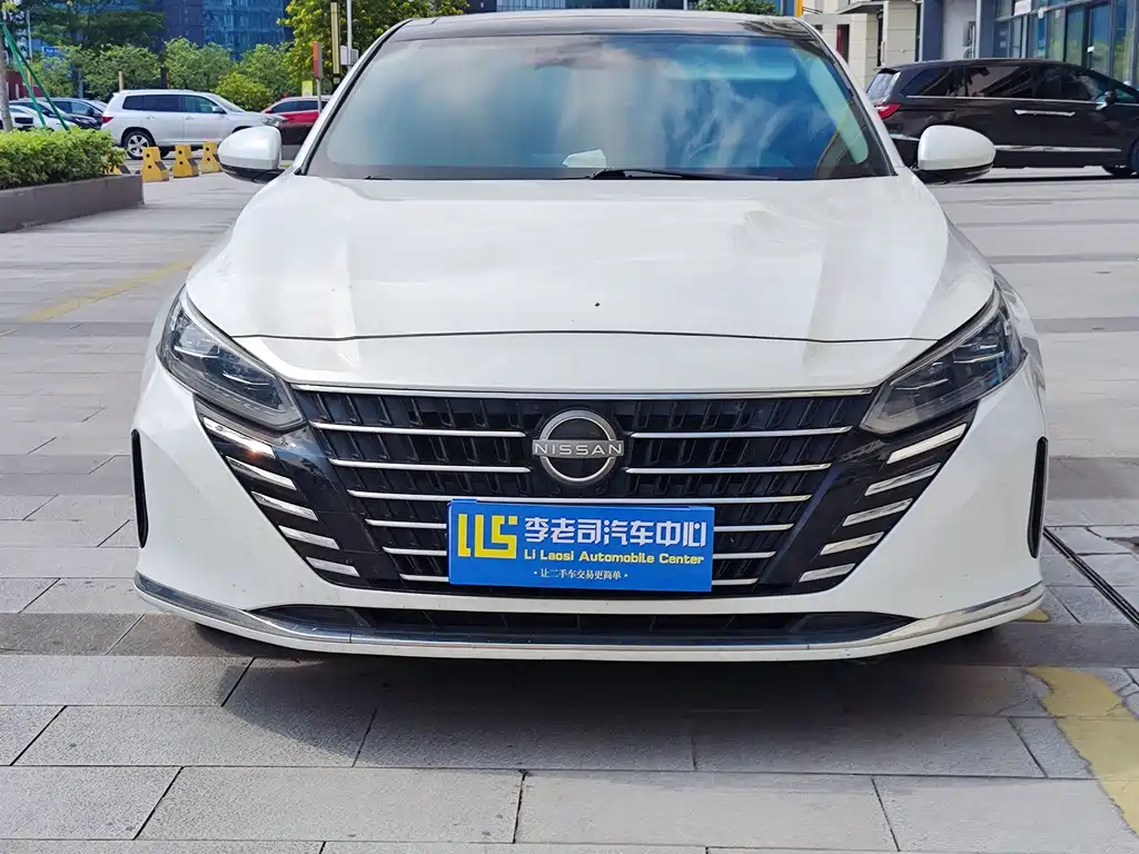 Teana 2.0 L XL-TLS Joy