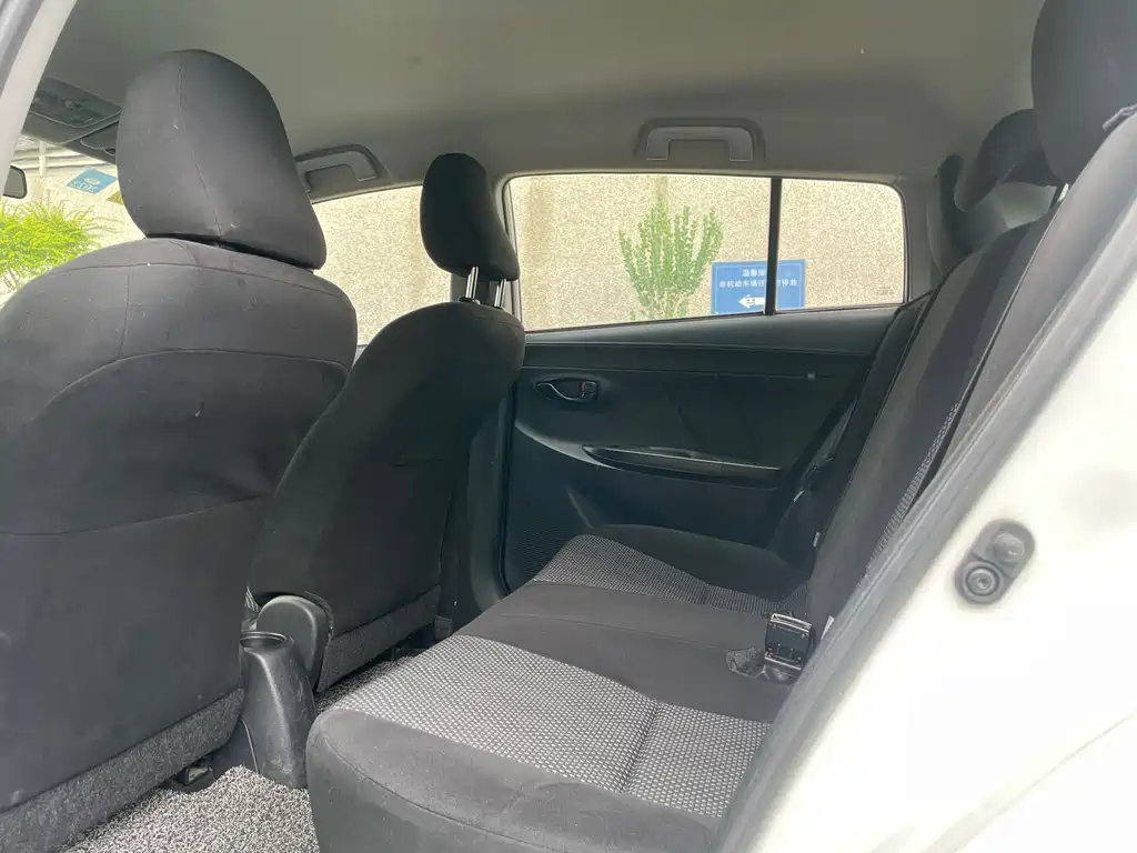 Vios FS 1.5 L CVT Sharp Speed