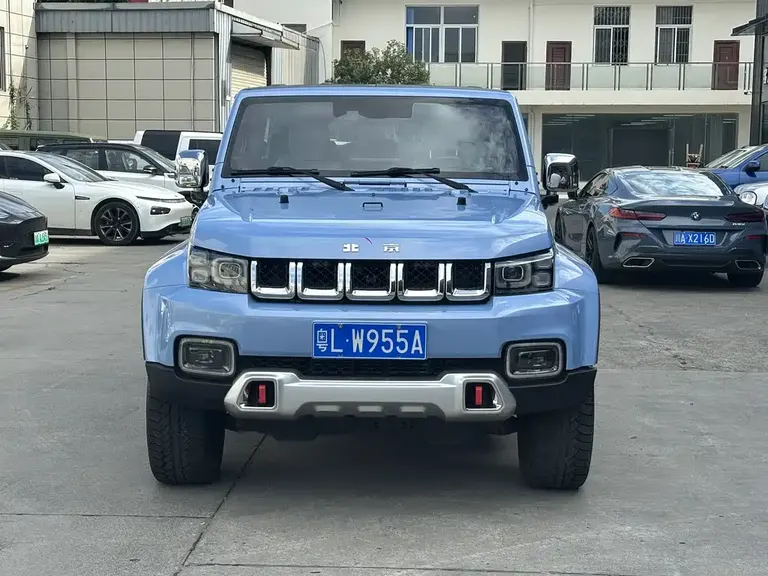 BAIC BJ40 2.0 T Auto 4 WD City Hunter Swordsman