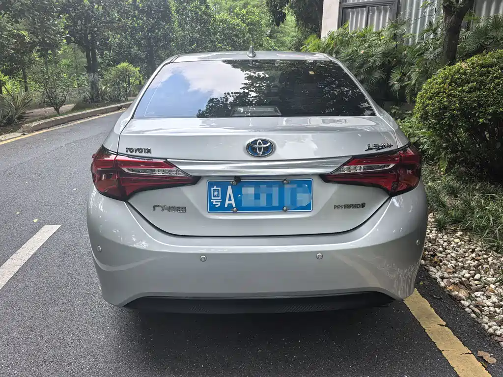 Levin Dual Engine 1.8 H GS E-CVT Elite Sunroof