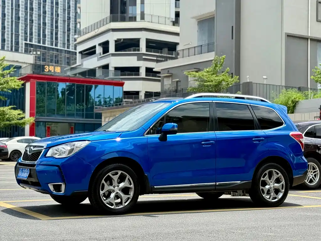 Forester 森林人 2015款 2.5 i 特装纪念版