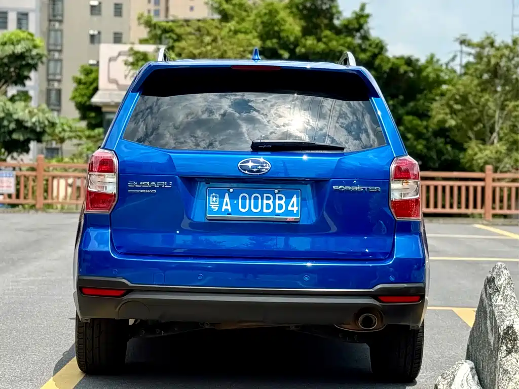 Forester 森林人 2015款 2.5 i 特装纪念版