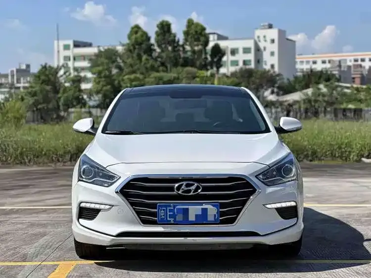 Hyundai Mistra 1.6 T Auto Intelligent GLS CN-V