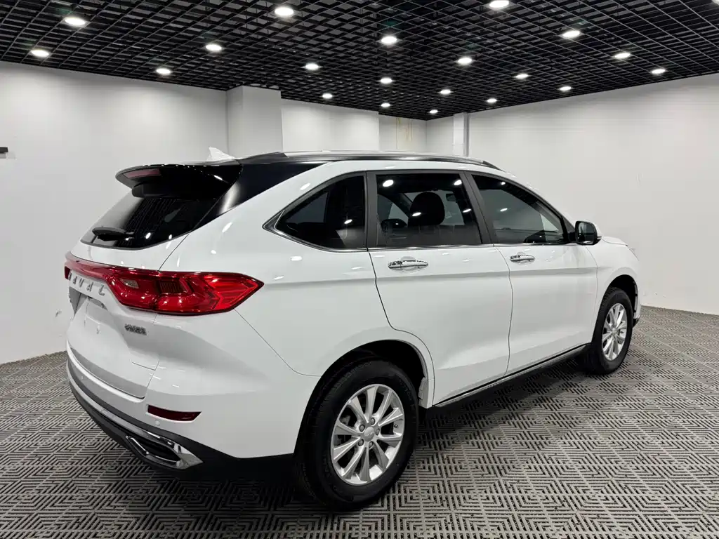 Haval M6 PLUS 1.5 T Manual Luxury Connected