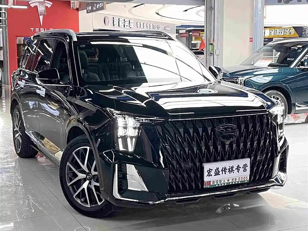 GAC Trumpchi GS8 Dual Engine Series 2.0 TM 2 WD Distinguished (7-seat)