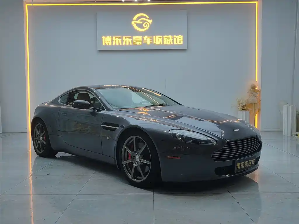 V8 Vantage 4.3 Sportshift Coupe