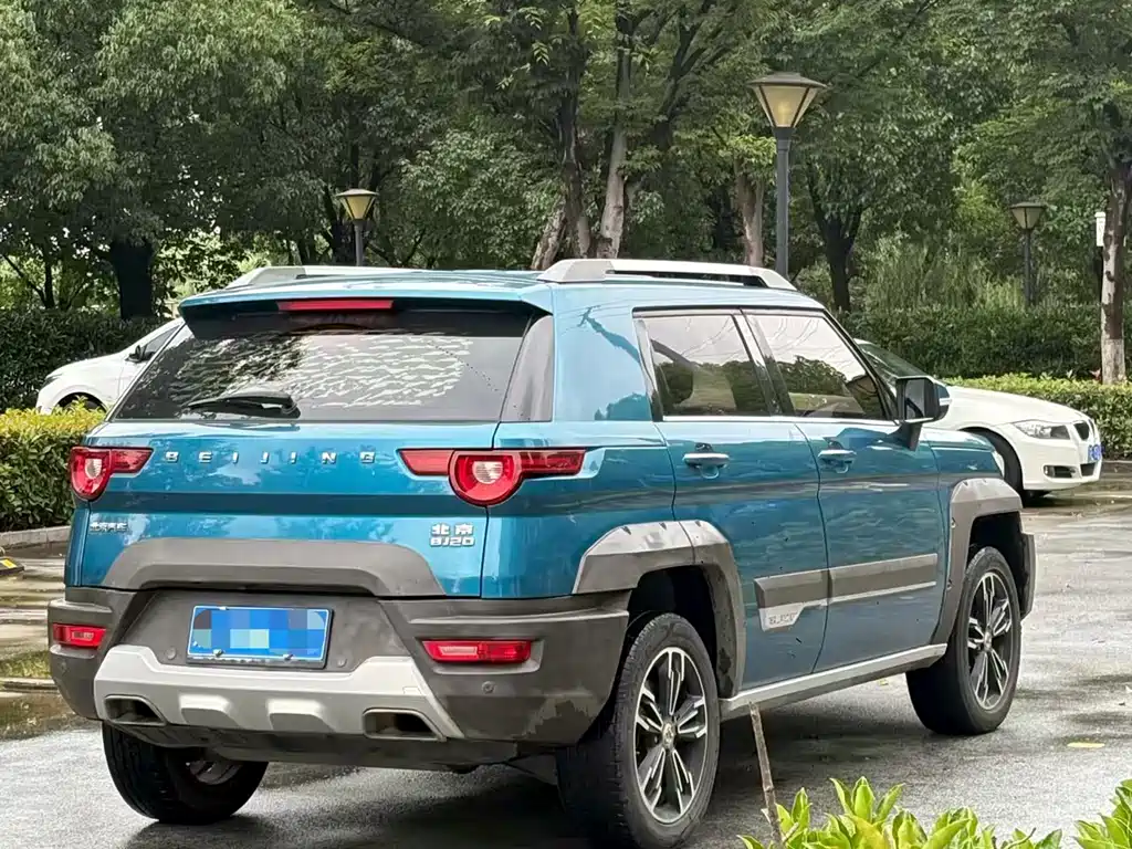Beijing Offroad BJ20 1.5 T CVT Luxury