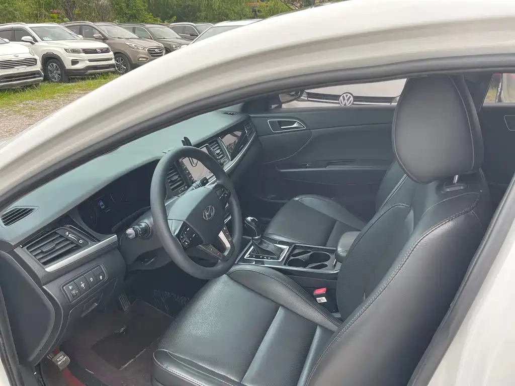 Mistra 1.8 L Auto Intelligent GLS CN-V