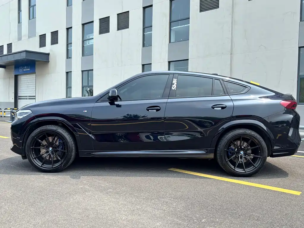 BMW X6 Facelift xDrive30 i M Sport Package