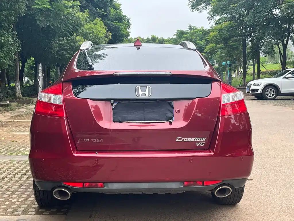 Crosstour 2.4 L Luxury