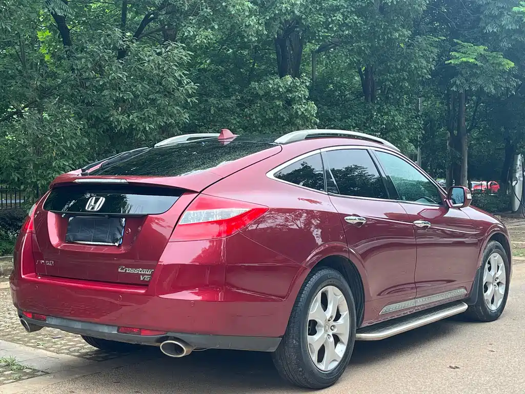 Crosstour 2.4 L Luxury