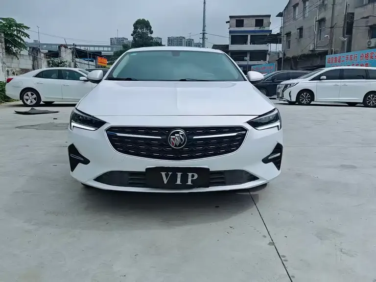 Buick Regal GS 28 T Elite