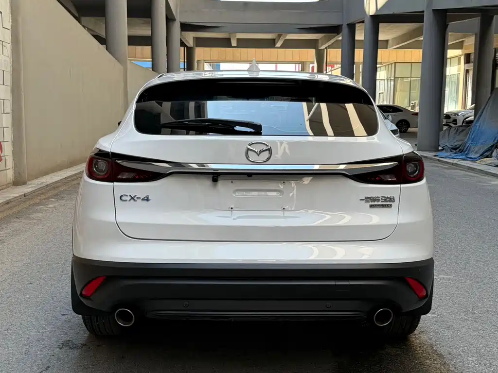 Mazda CX-4 2.0 L Auto 2 WD Blue Sky Explorer