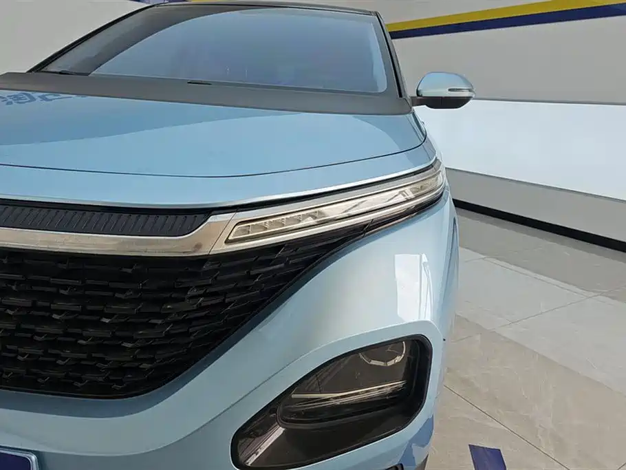 Baojun RM-5 1.5 L Manual 24 Hours Online Elite 7-seat