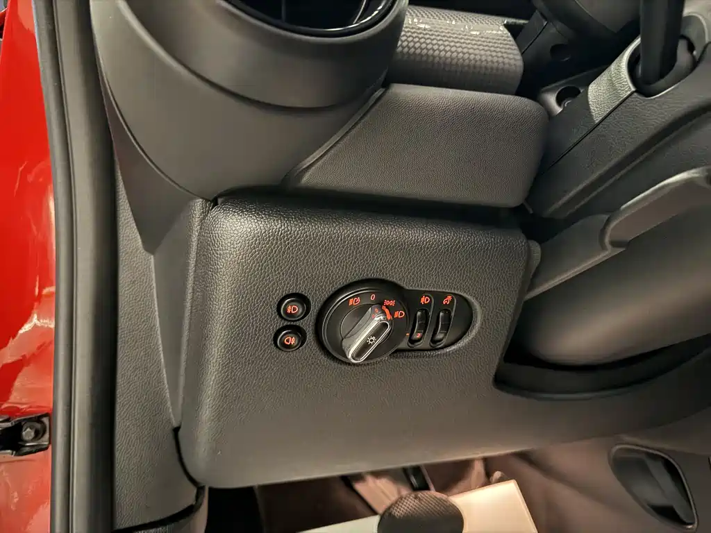MINI 1.5 T COOPER