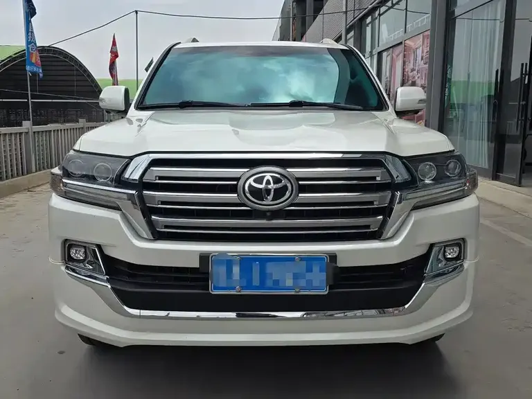Toyota Land Cruiser (Import) 4.0 L GX-R Middle East