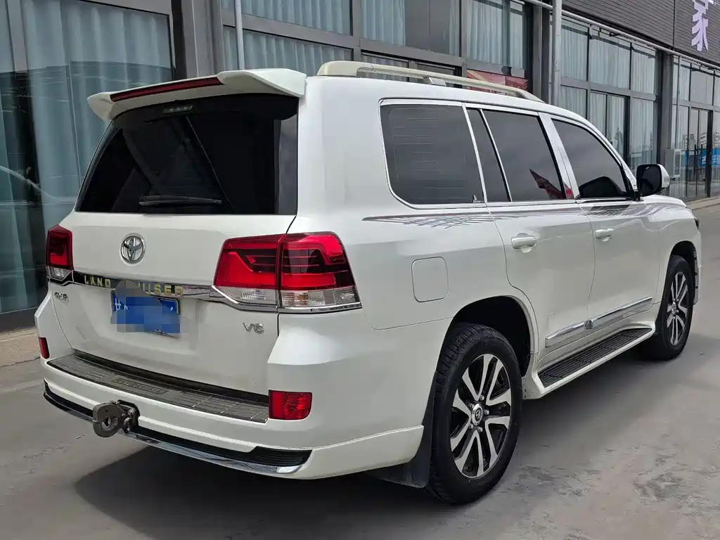 Land Cruiser (Import) 4.0 L GX-R Middle East