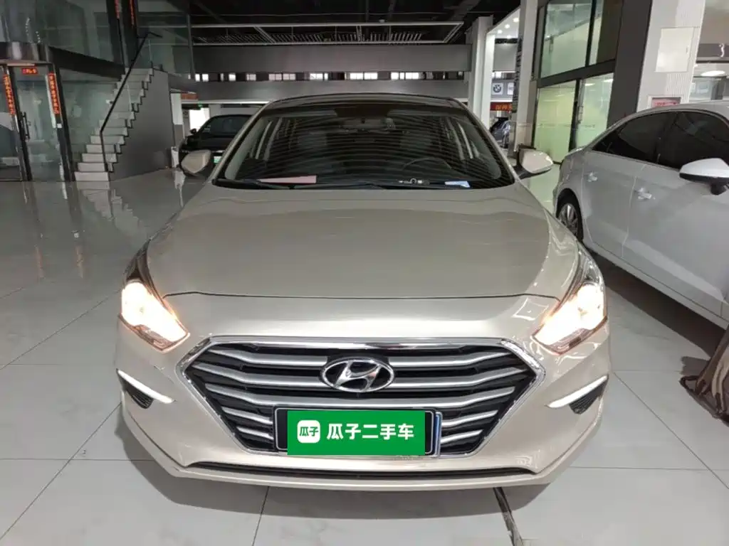 Mistra 1.8 L Auto Intelligent GLS CN-V