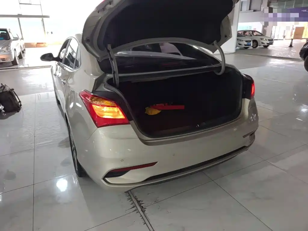 Mistra 1.8 L Auto Intelligent GLS CN-V