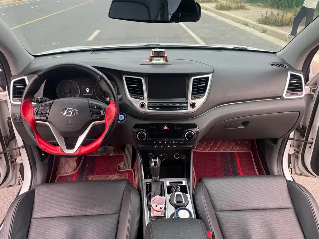 Tucson 1.6 T DCT 2 WD Intelligent
