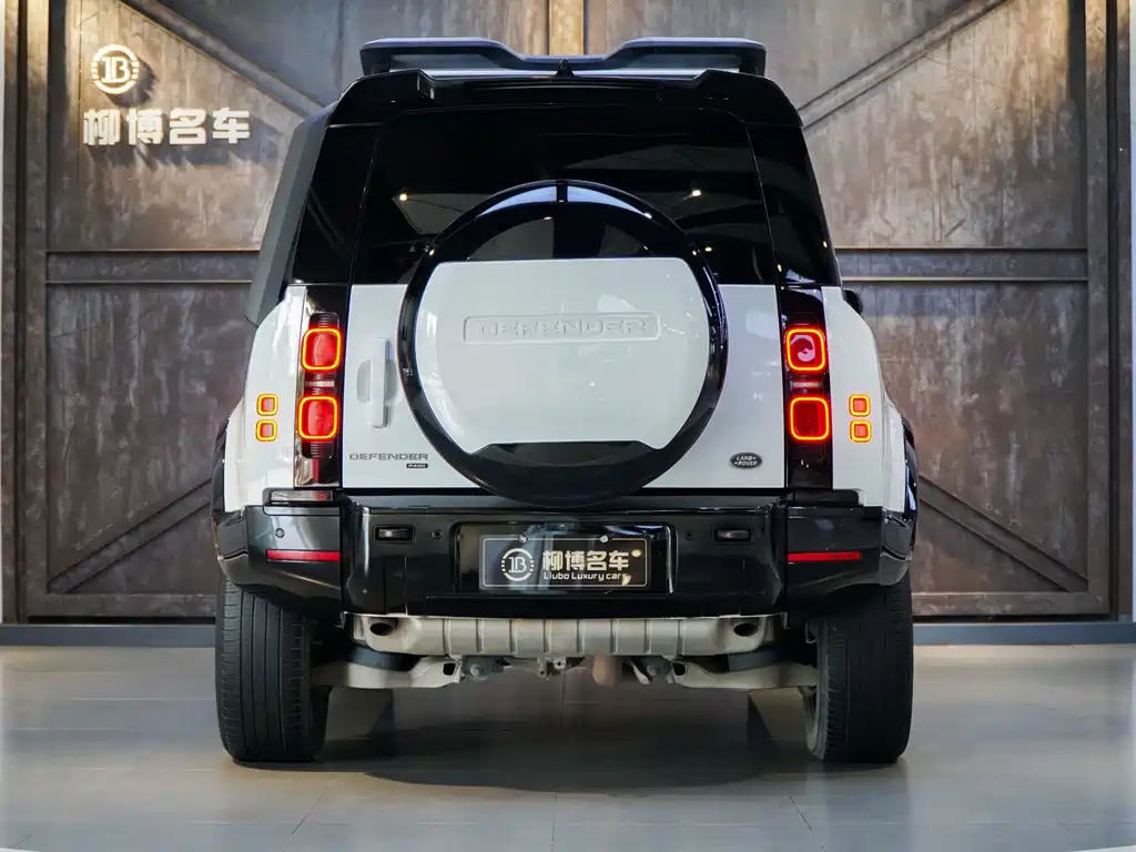 Land Rover Defender Facelift 110 3.0 T P400 X-DYNAMIC HSE