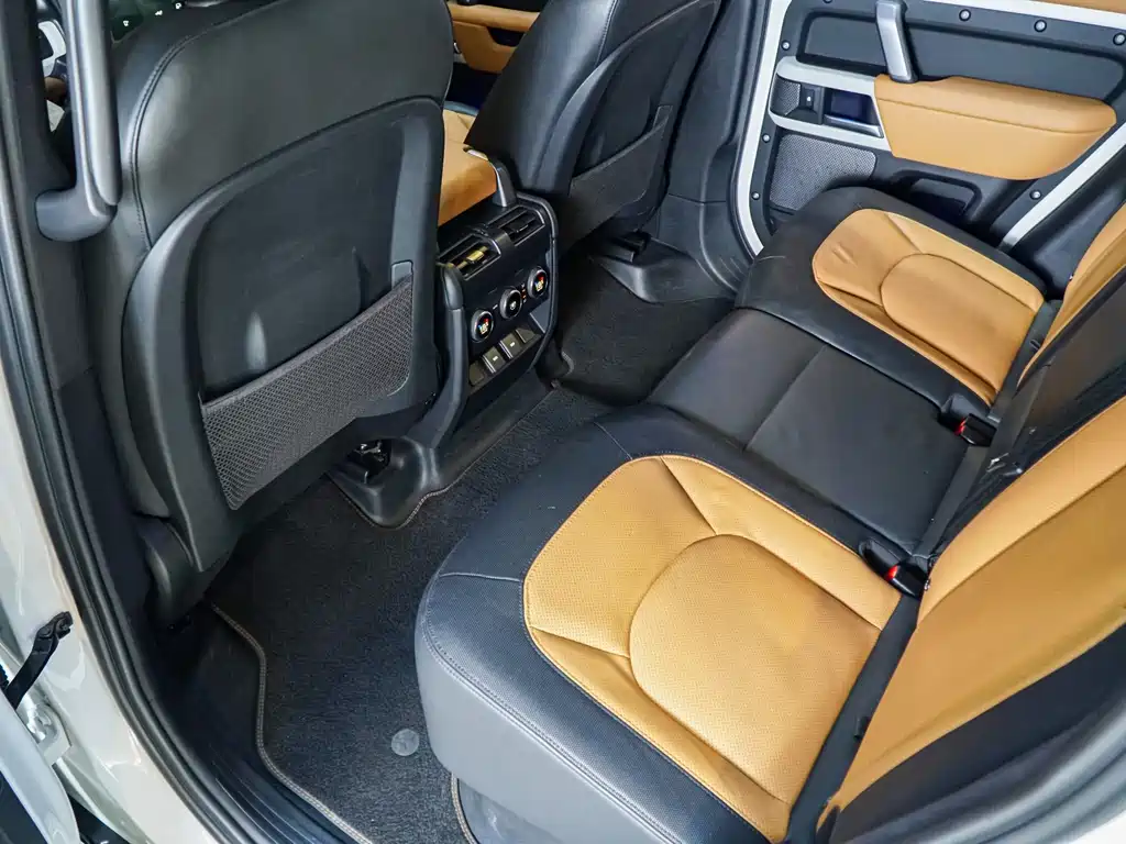 Land Rover Defender Facelift 110 3.0 T P400 X-DYNAMIC HSE