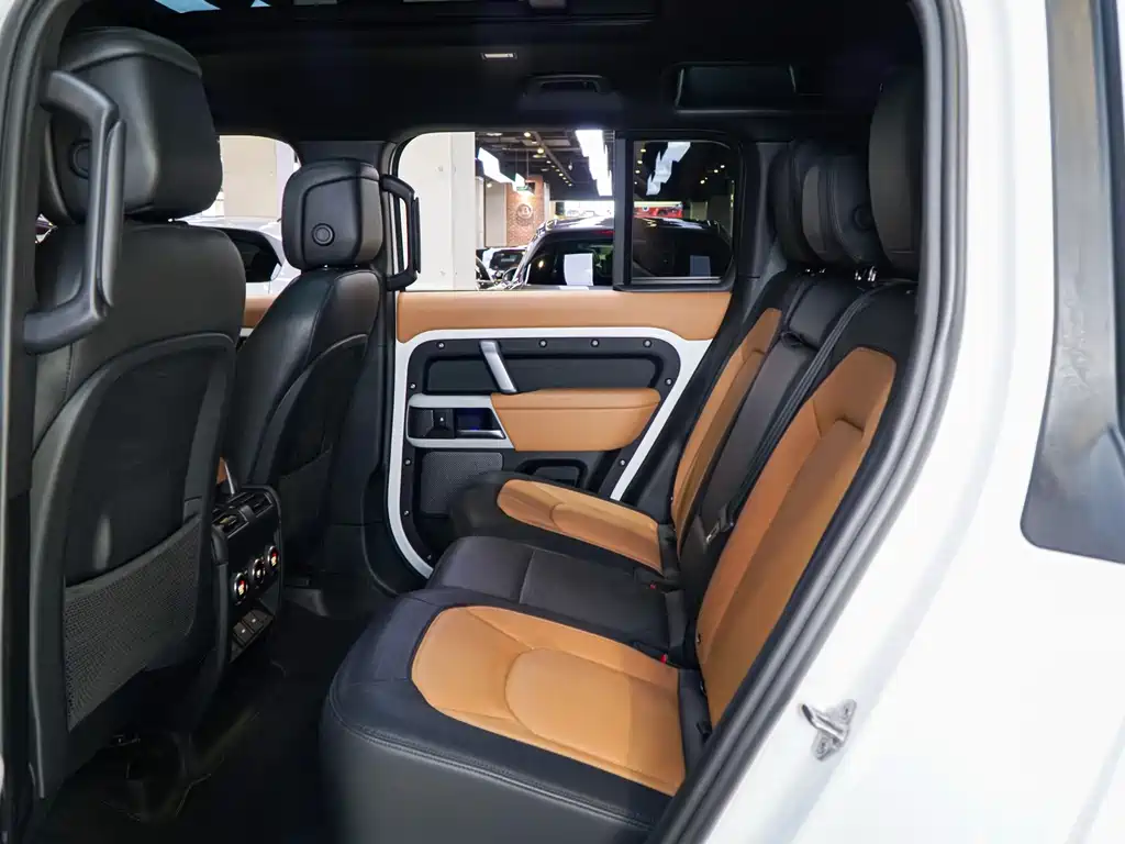 Land Rover Defender Facelift 110 3.0 T P400 X-DYNAMIC HSE