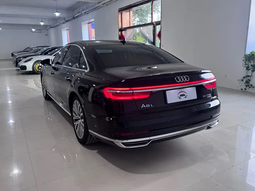 Audi A8 A8 L 50 TFSI quattro Luxury