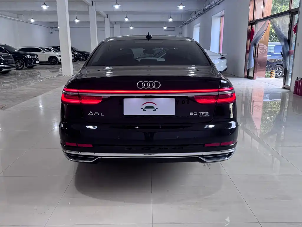 Audi A8 A8 L 50 TFSI quattro Luxury