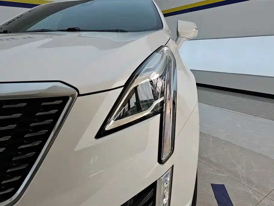 Cadillac XT5 28 T Luxury