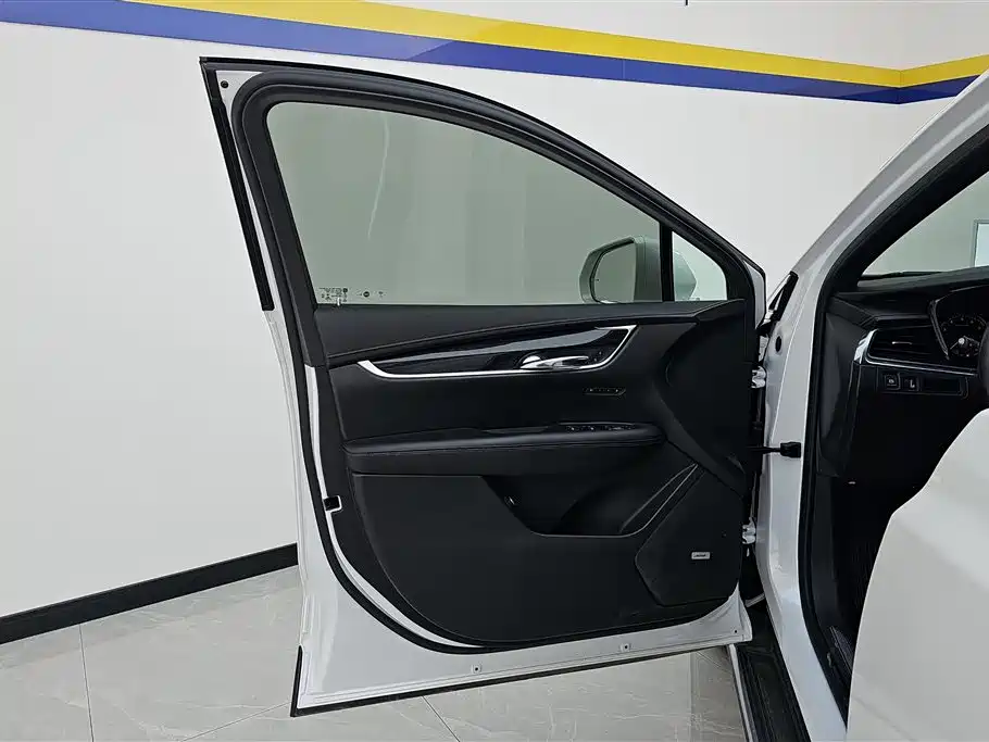 Cadillac XT5 28 T Luxury