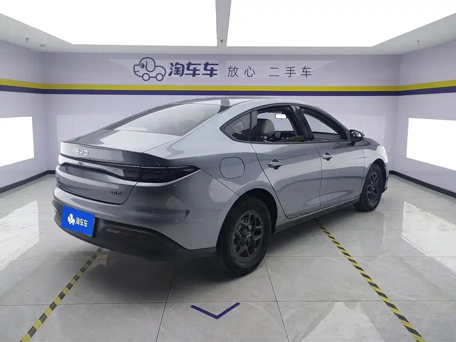 Seal 05 DM-i DM-i Smart Drive 55 KM Luxury
