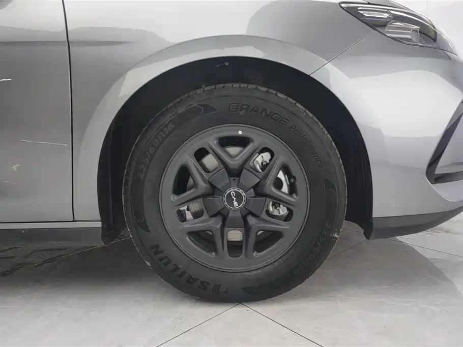 Seal 05 DM-i DM-i Smart Drive 55 KM Luxury