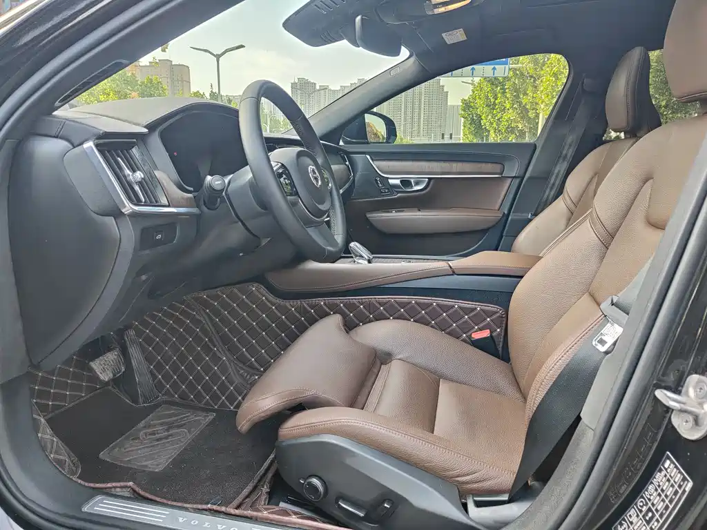 Volvo S90 B5 Smart Vision Luxury