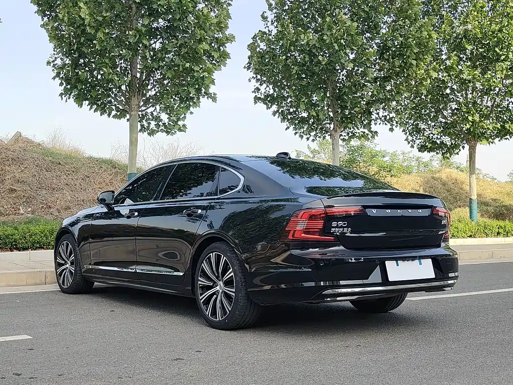 Volvo S90 B5 Smart Vision Luxury