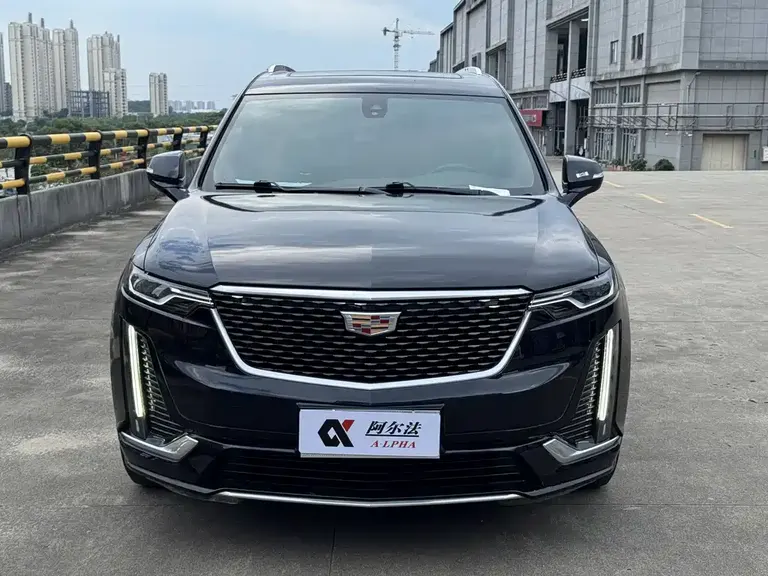 Cadillac XT6 2.0 T 6-seat 4 WD Style
