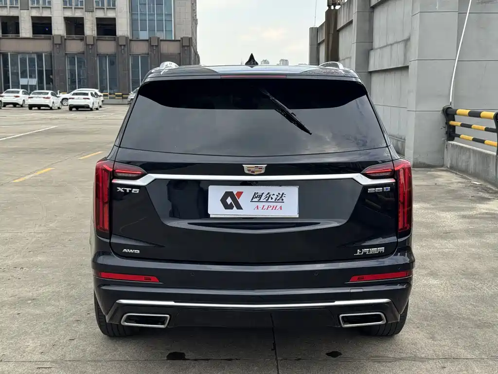 Cadillac XT6 2.0 T 6-seat 4 WD Style