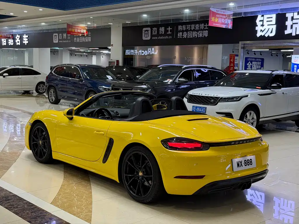 Porsche 718 Boxster 2.0 T