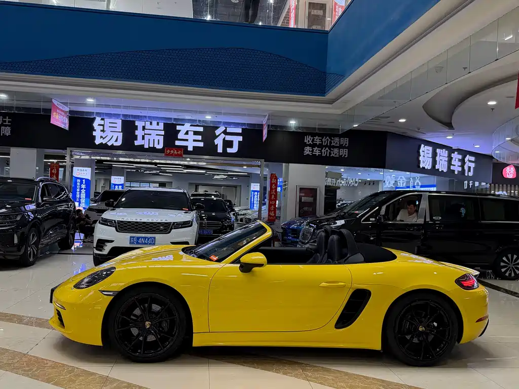 Porsche 718 Boxster 2.0 T