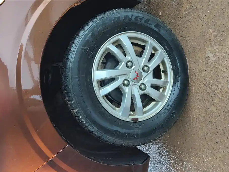 Wuling Hongguang S3 1.5 L Manual Comfort CN-V