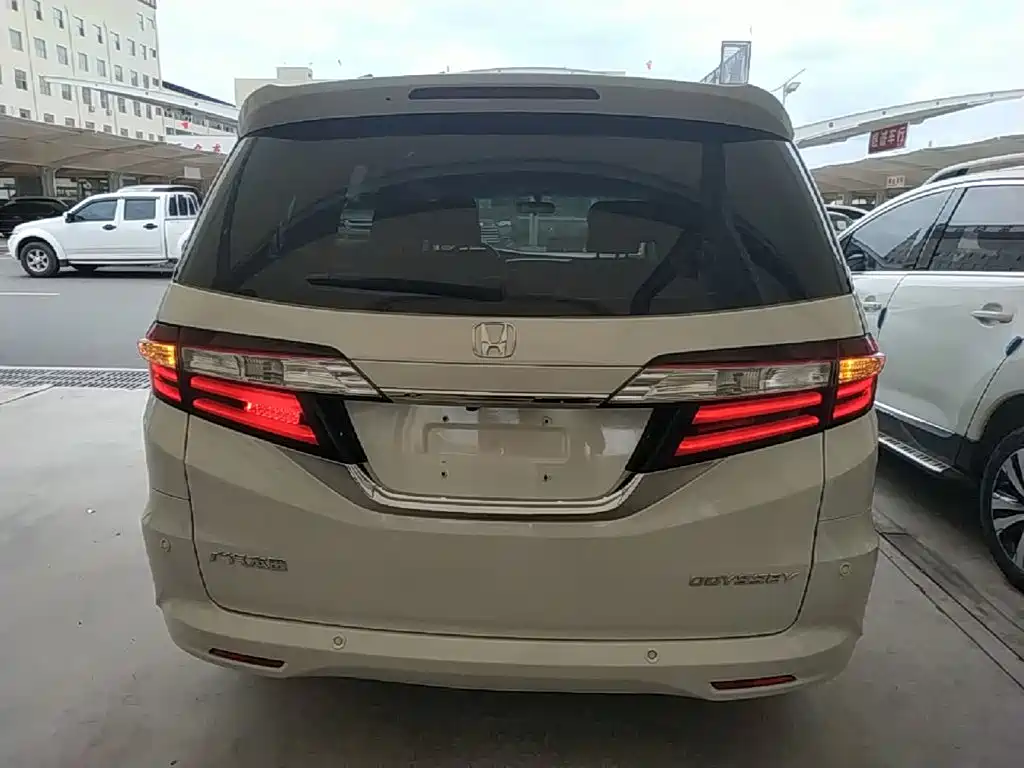 Odyssey 2.4 L Comfort