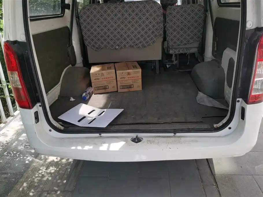 Wuling Rongguang V 五菱荣光V 2018款 1.5 L实用型