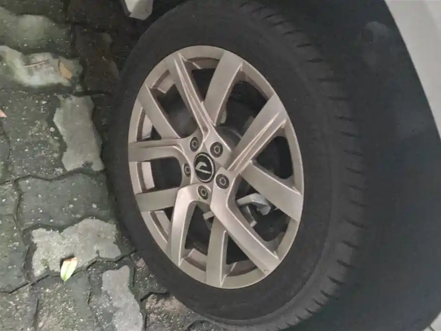 Jetta VS5 捷达VS5 2026款 280 TSI 手动先锋版