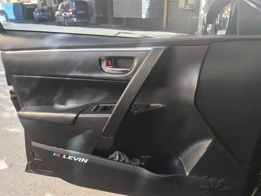 Levin Facelift Dual Engine 1.8 H GS E-CVT Elite Sunroof CN-V