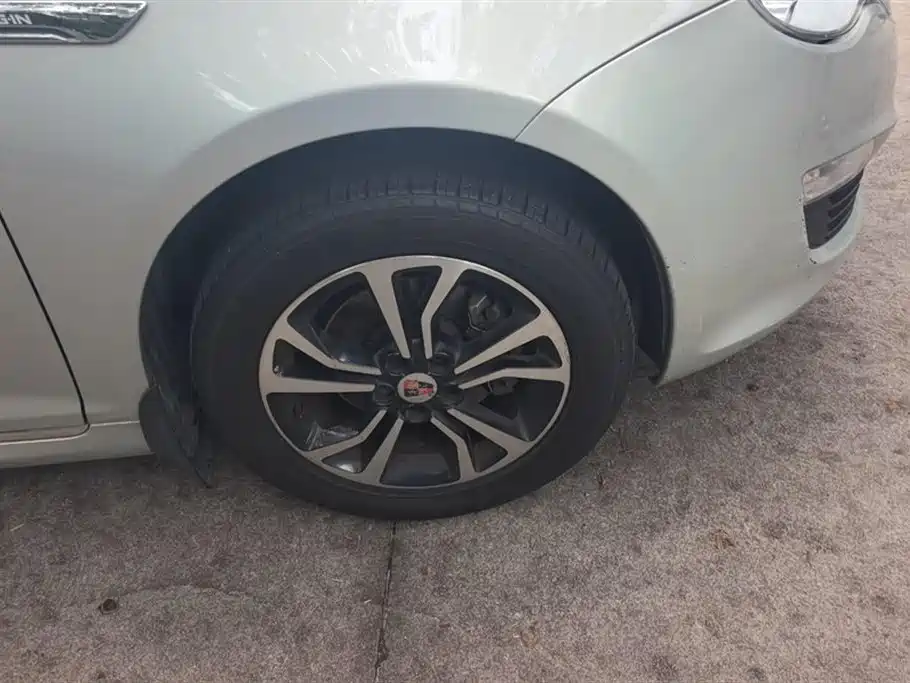 Roewe e550 荣威e550 2016款 豪华版