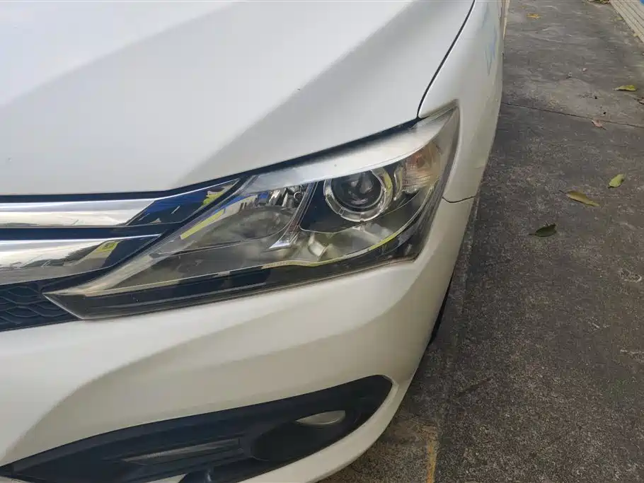 BYD F3 比亚迪F3 2016款 1.5 L 自动尊贵型