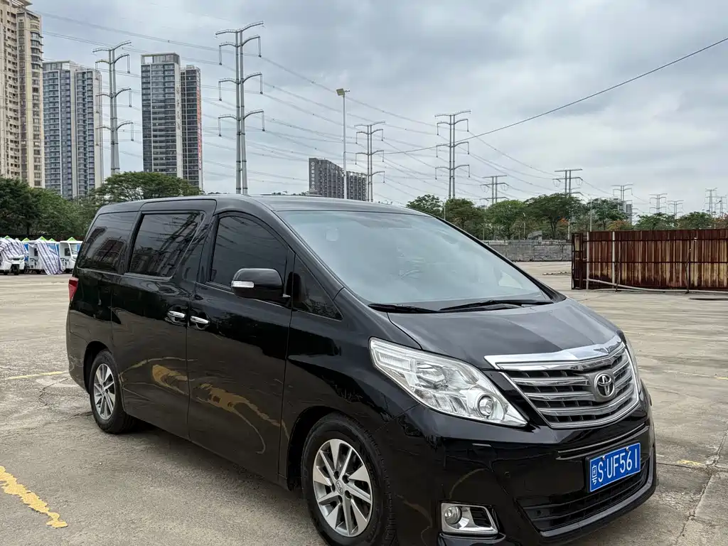 Alphard 3.5 L Distinguished