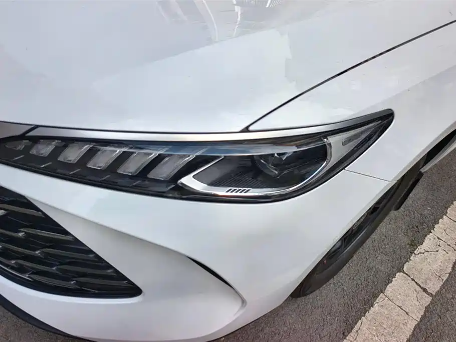 Qin PLUS DM-i Smart Drive 128 KM Progressive