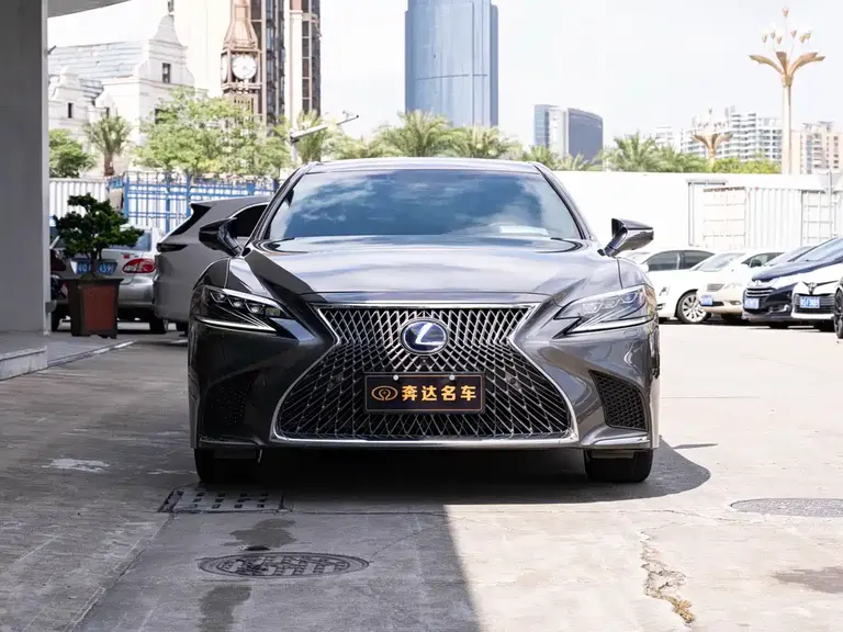 Lexus LS 500 h Executive CN-VI